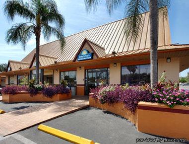 Near Busch Gardens 2* Tampa