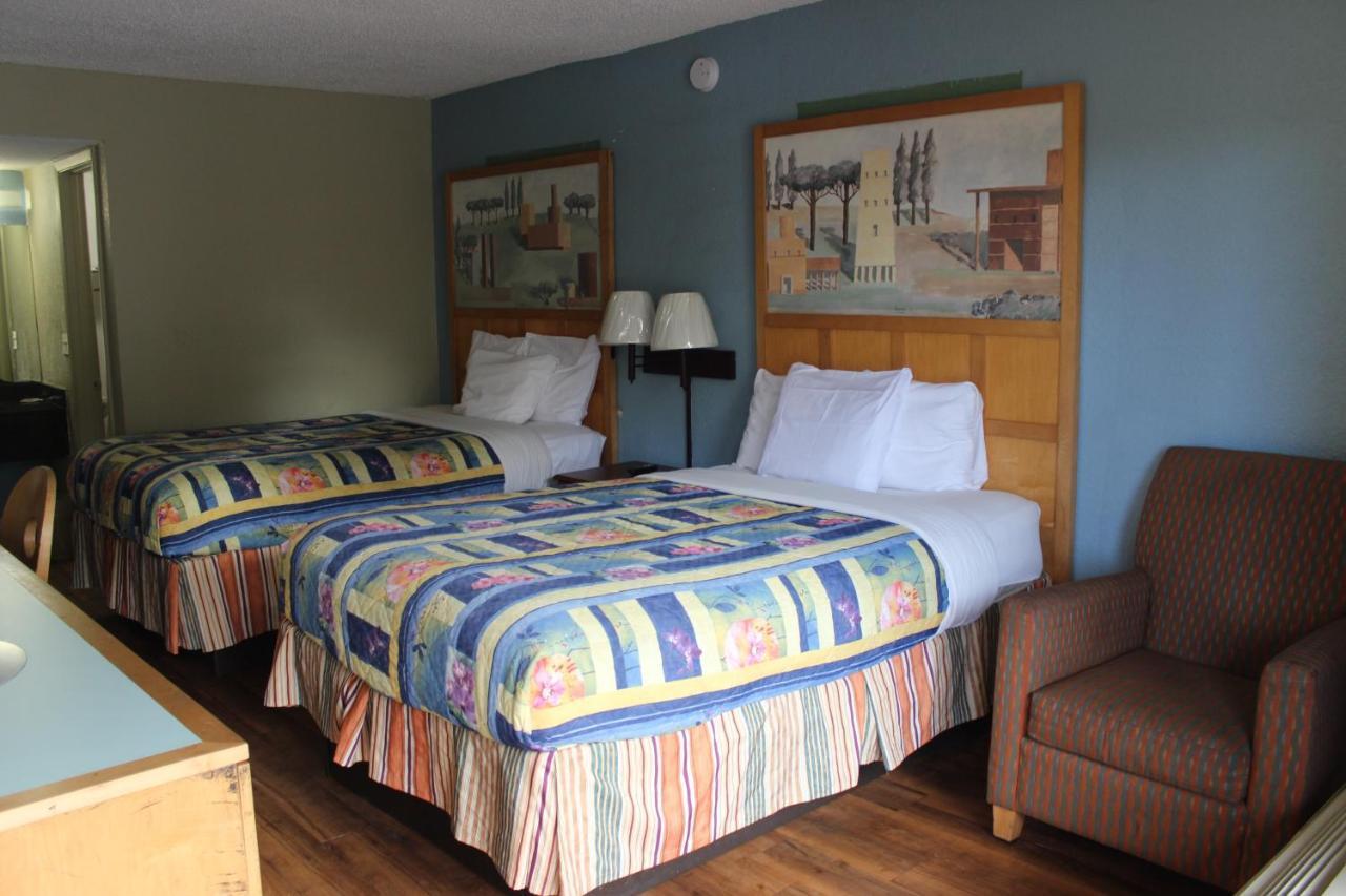 Motel Near Busch Gardens